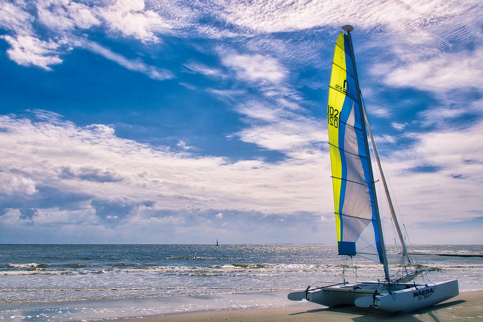 Cambia punto di vista sulla tua vacanza: scegli il catamarano