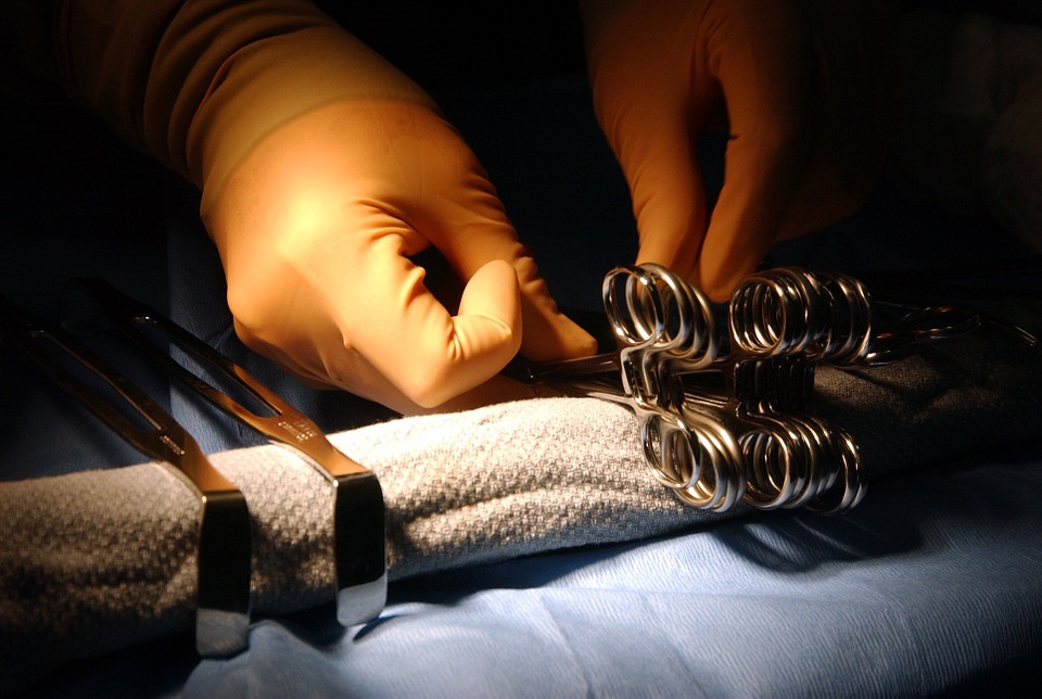 Alterazioni dell’articolazione dell’anca: la soluzione è l’impianto di protesi