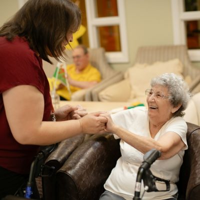L’impatto psicologico dell’incontinenza senile: soluzioni per tutelare la dignità e il comfort del paziente